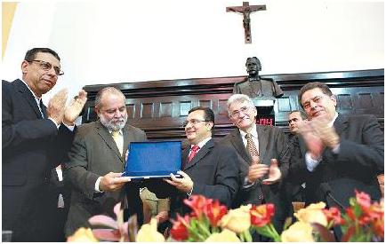 Unicap homenageada pelos seus 60 anos 20.09 - DP